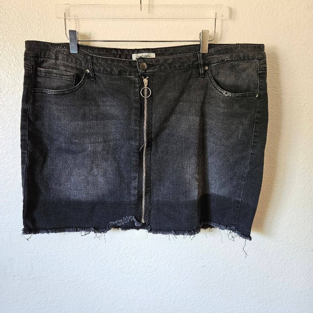 Refuge Denim Front Zip Mini Skirt Size 3X
